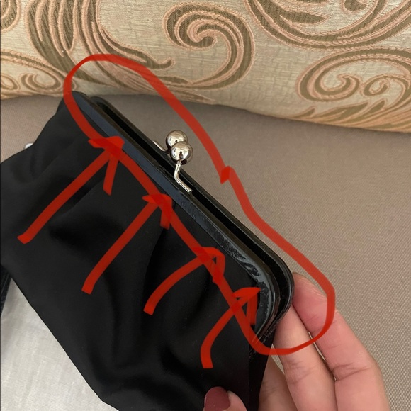 *Accepting Offers!* COACH black wristlet - Picture 12 of 14